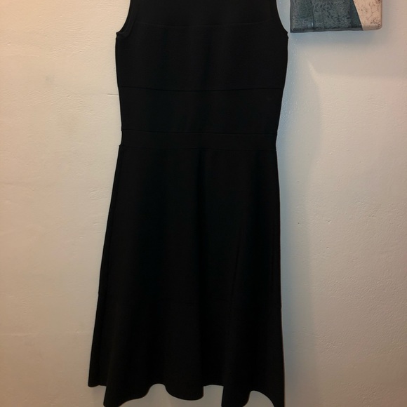 HALOGEN - Simple black midi dress - Picture 2 of 3